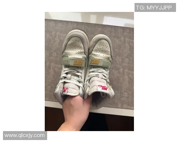 打篮球时不慎扭伤脚踝的应急处理与恢复技巧分享